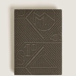 4810 jacquard passport holder