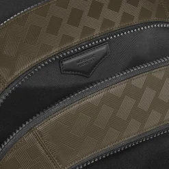 Medium Backpack with 3 Compartments in Extreme Leather
