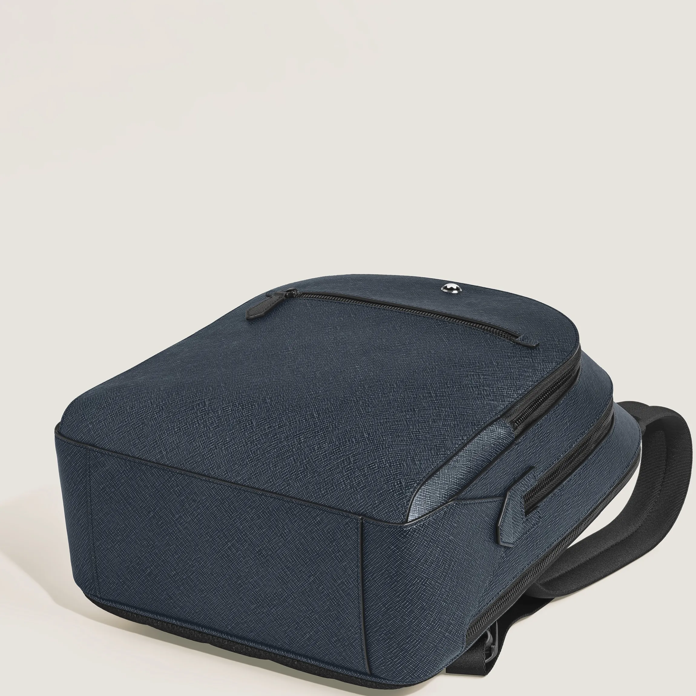 Medium Backpack with 3 Compartments in Sartorial Leather