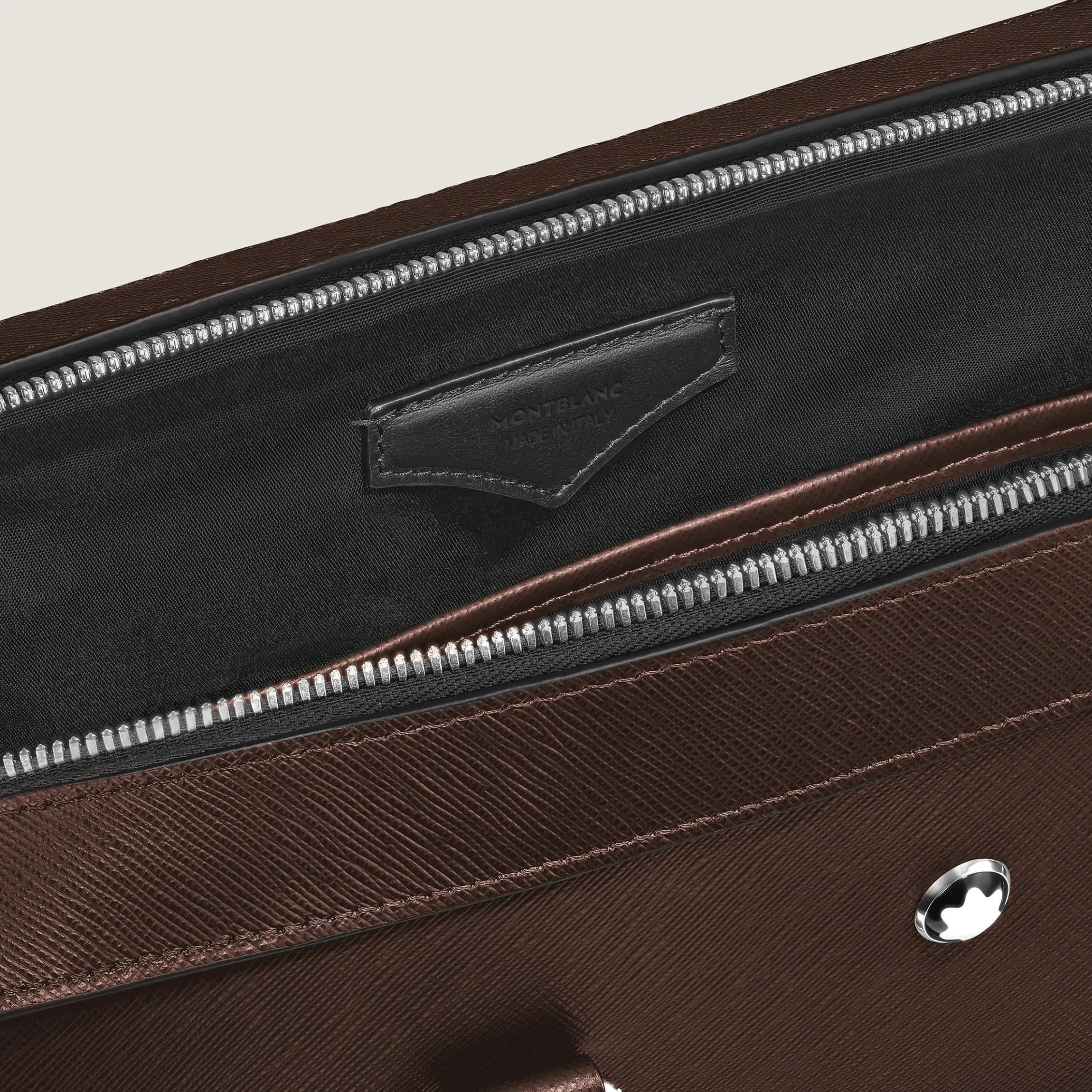 Medium Briefcase with Pocket in Sartorial Leather