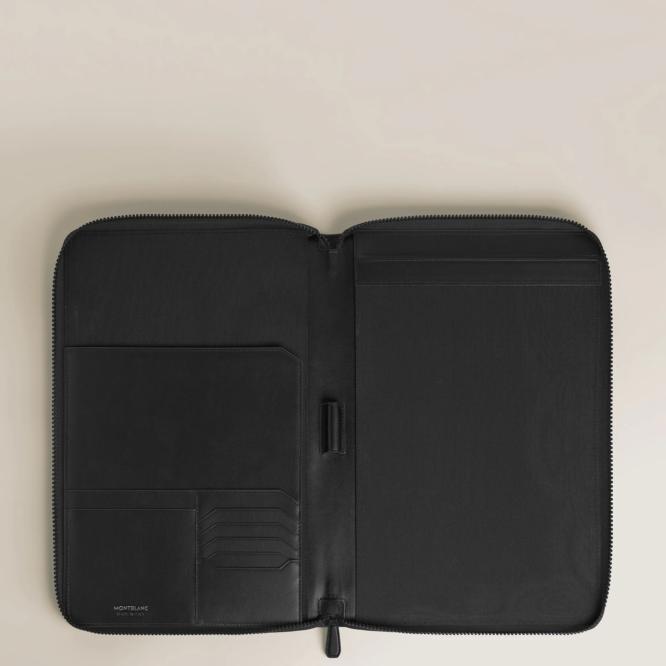 Medium Notebook Holder with zip in Extreme Leather