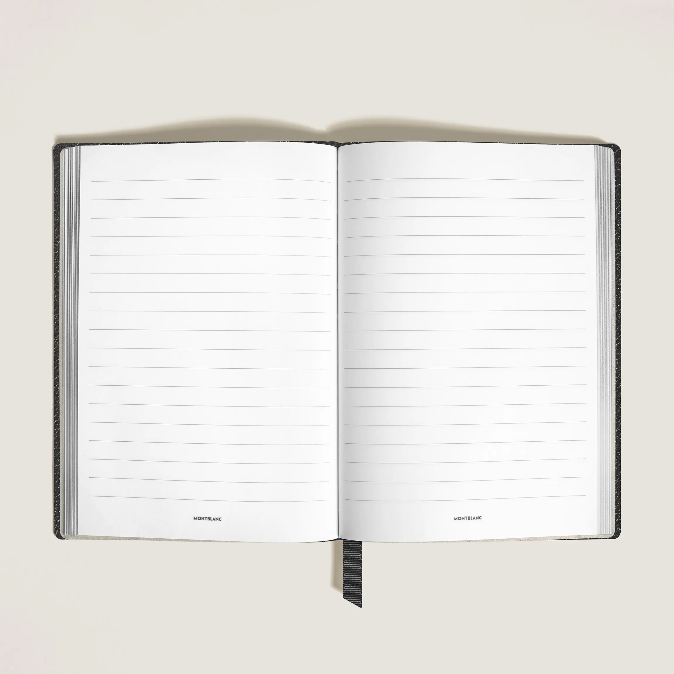 Medium Notebook in Grain Leather, Lined Pages
