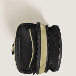 Medium On-Body Bag in Extreme Leather