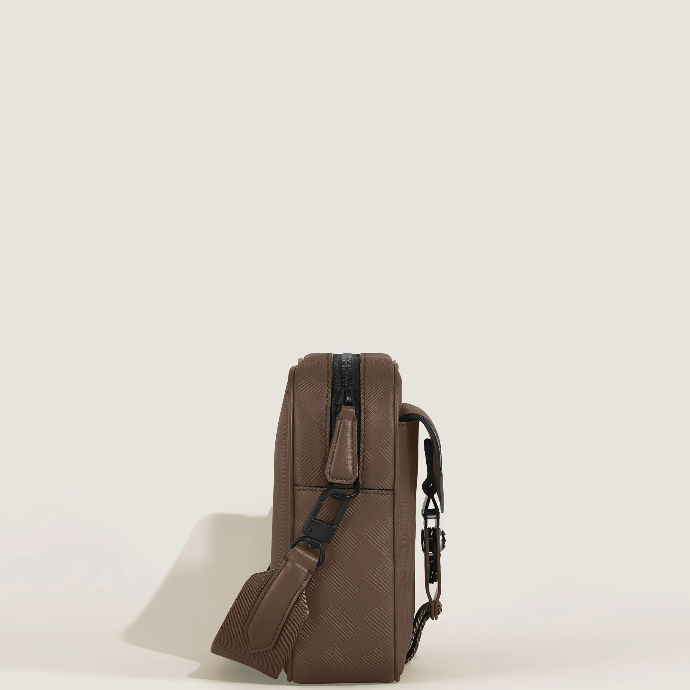 M-Lock messenger