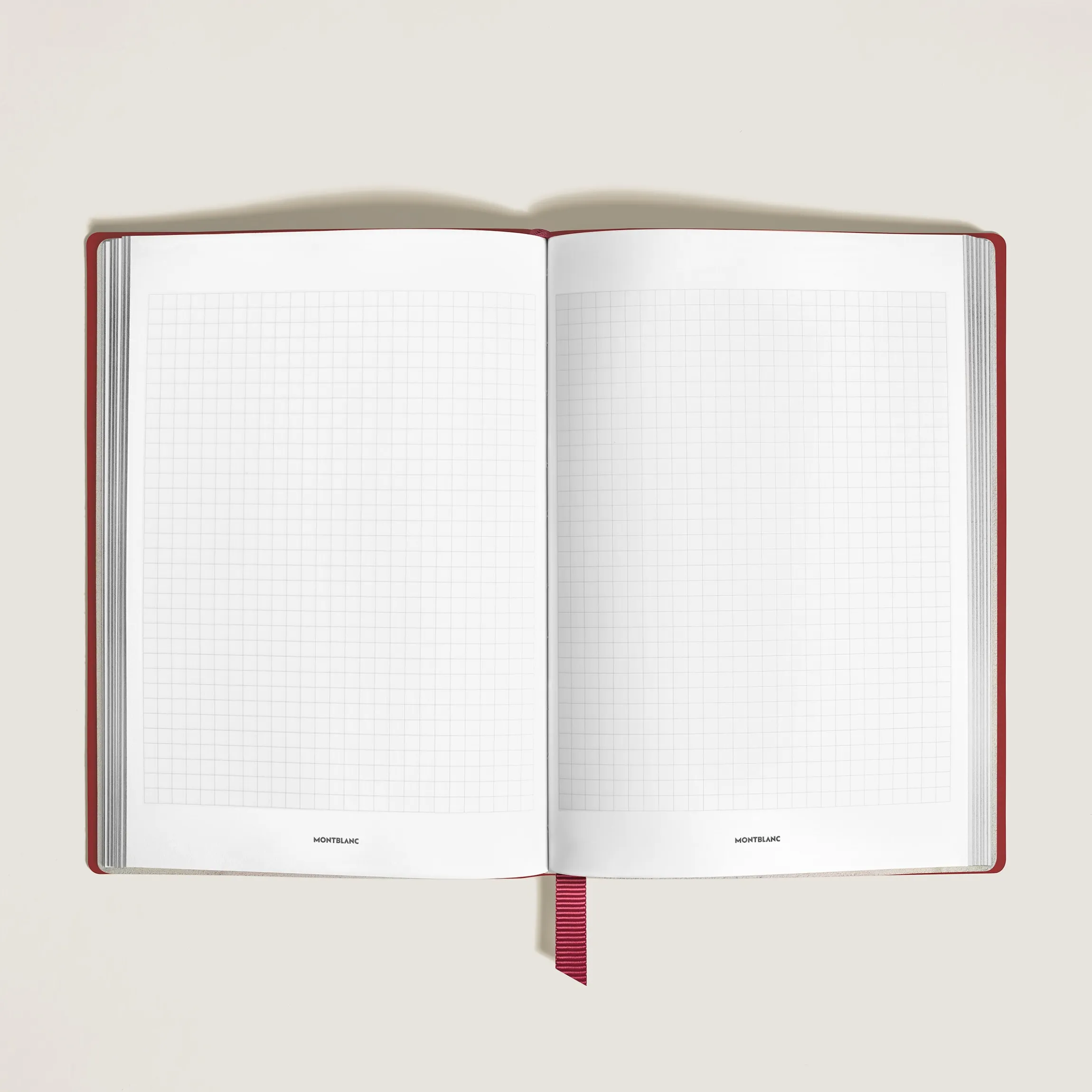 Notebook Medium, Saffiano Leather, Red - Squared Pages