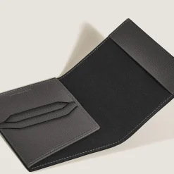 Passport Holder in Grain Leather