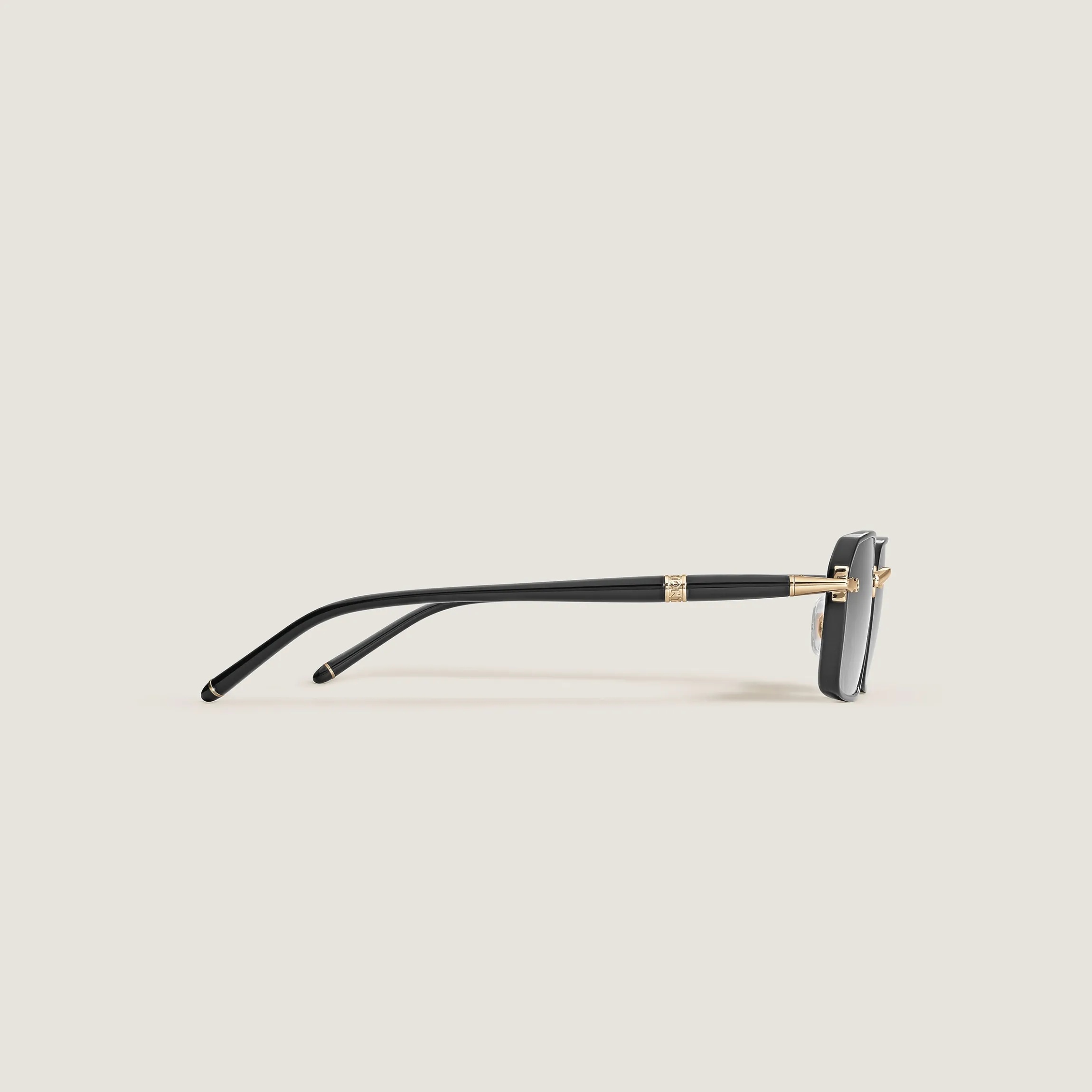 Rectangular Sunglasses with Black Metal Frame