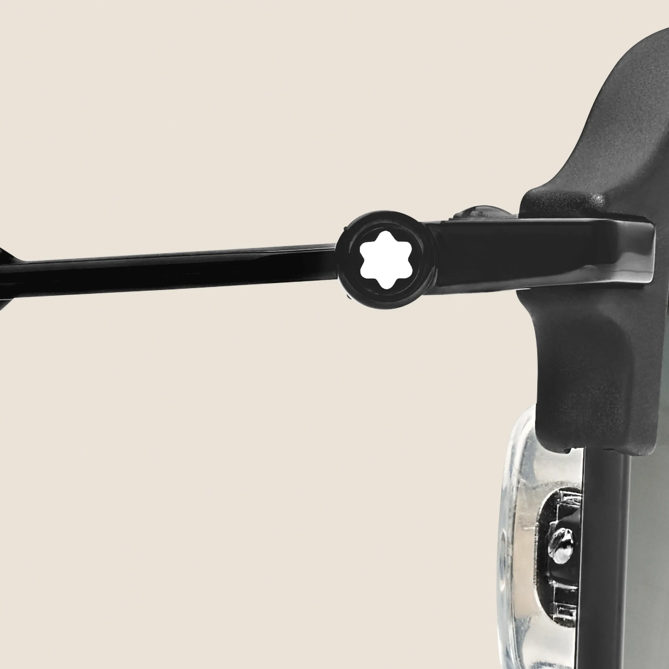 Rectangular Sunglasses with Black Metal Frame