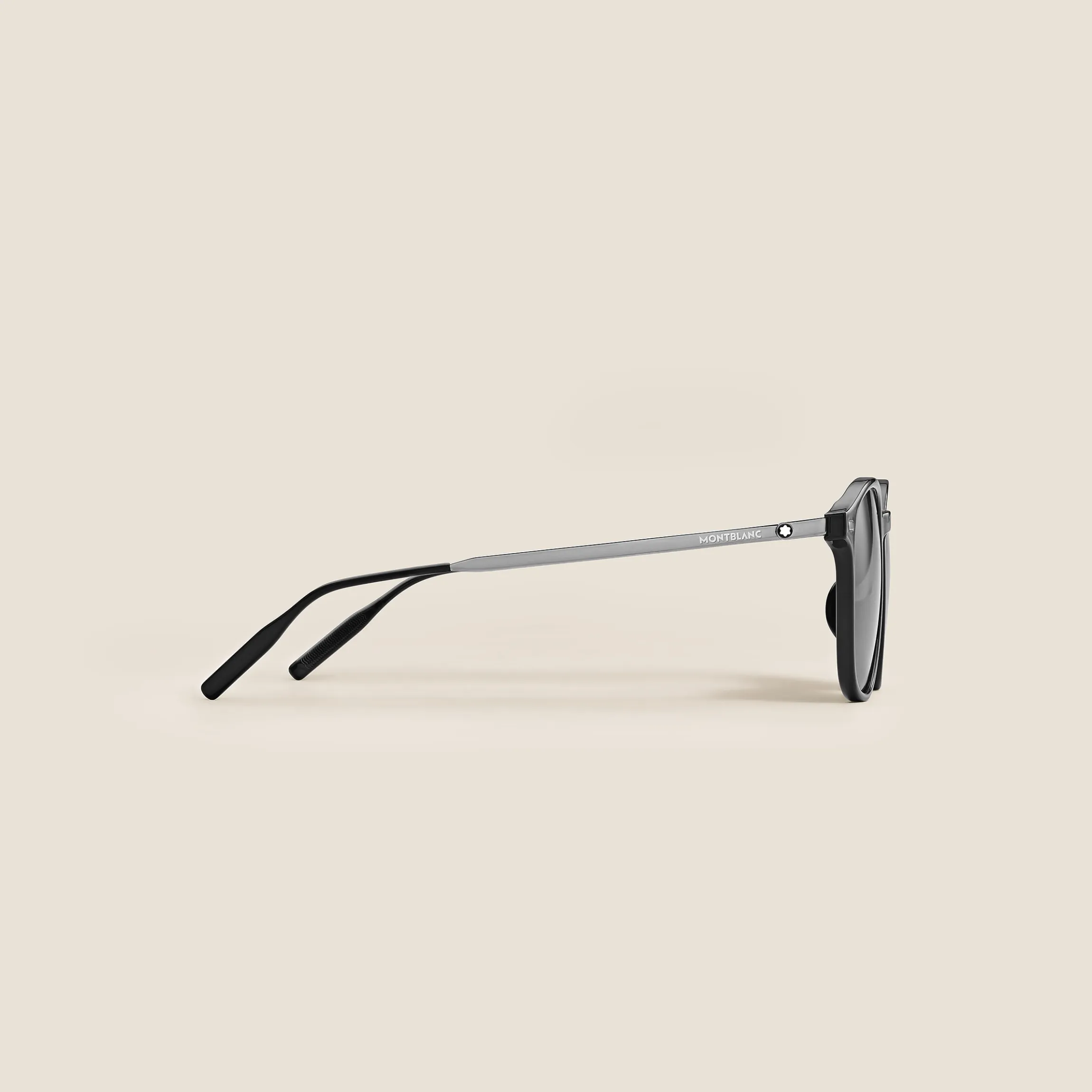 Round Sunglasses with Black Injected Frame