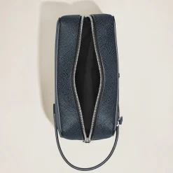Sartorial clutch