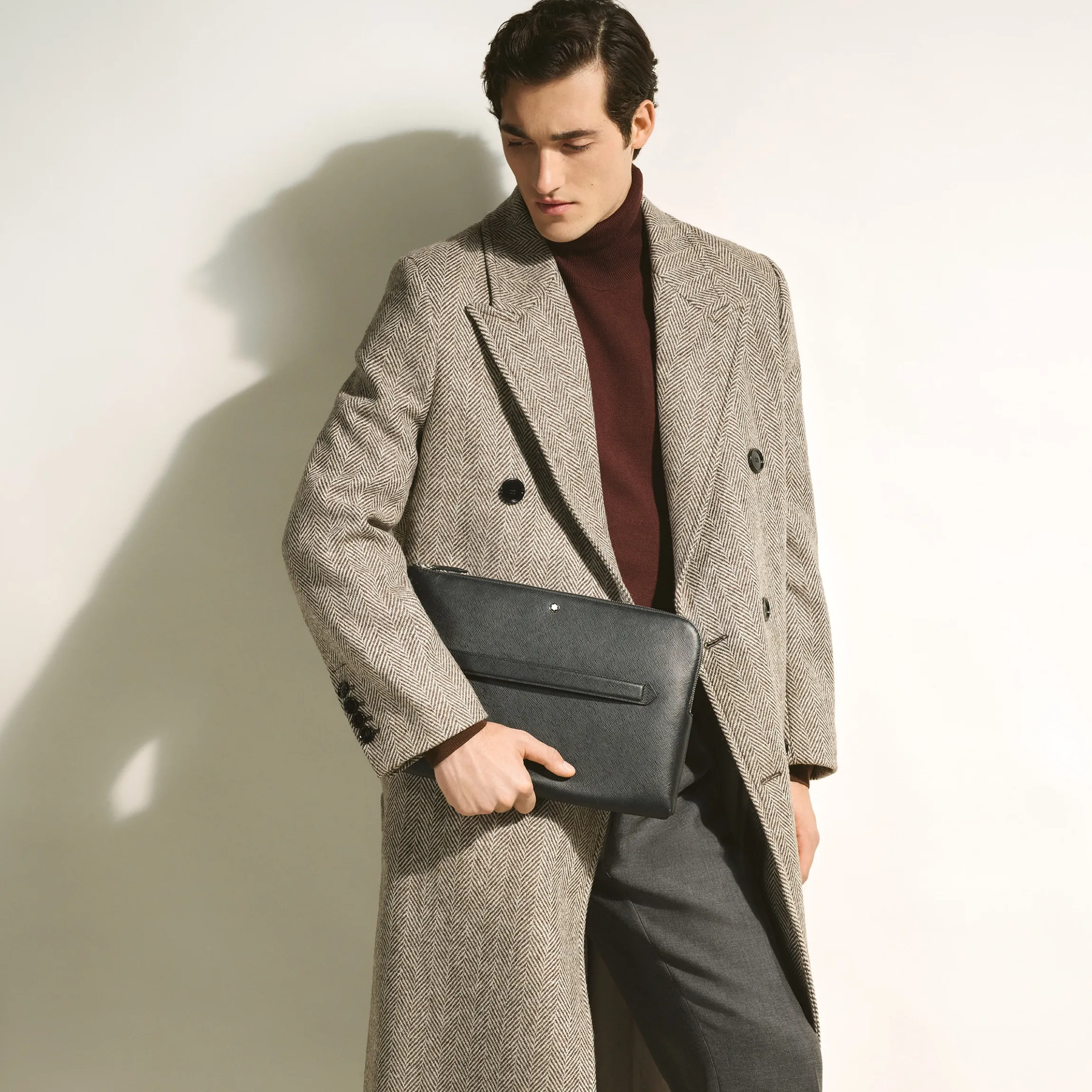 Sartorial laptop case