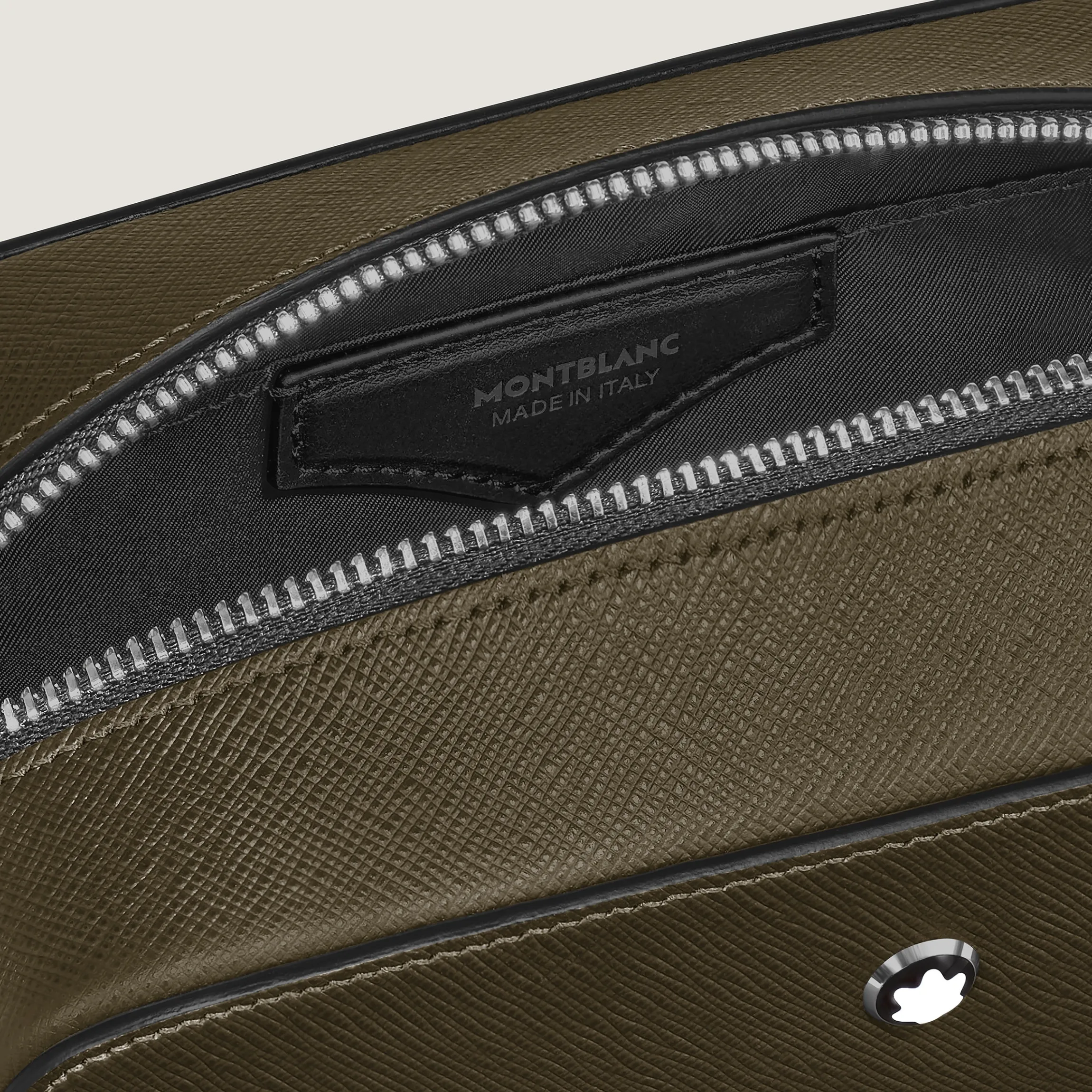 Small Toiletry Clutch in Sartorial Leather