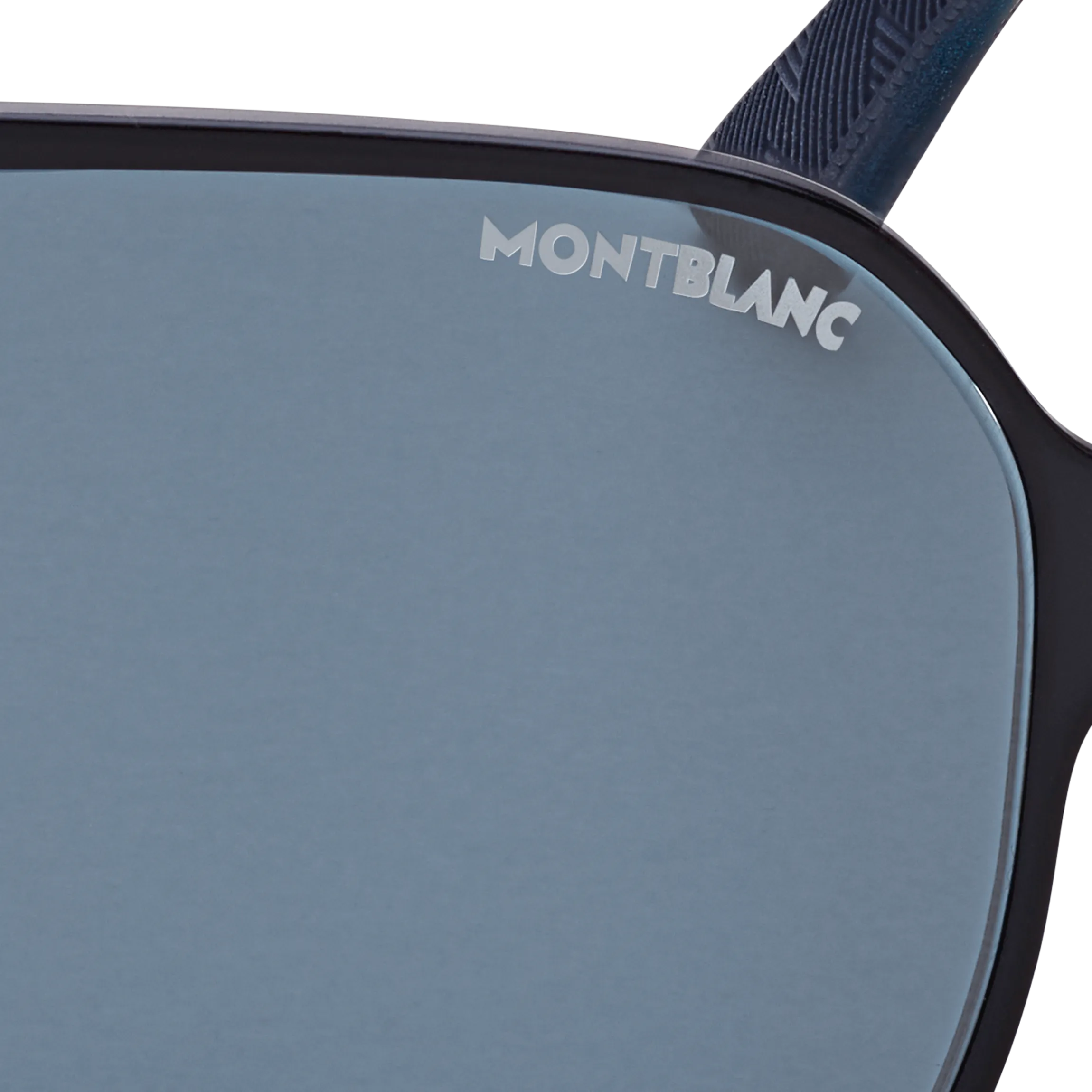 Squared Sunglasses with Black Metal Frame