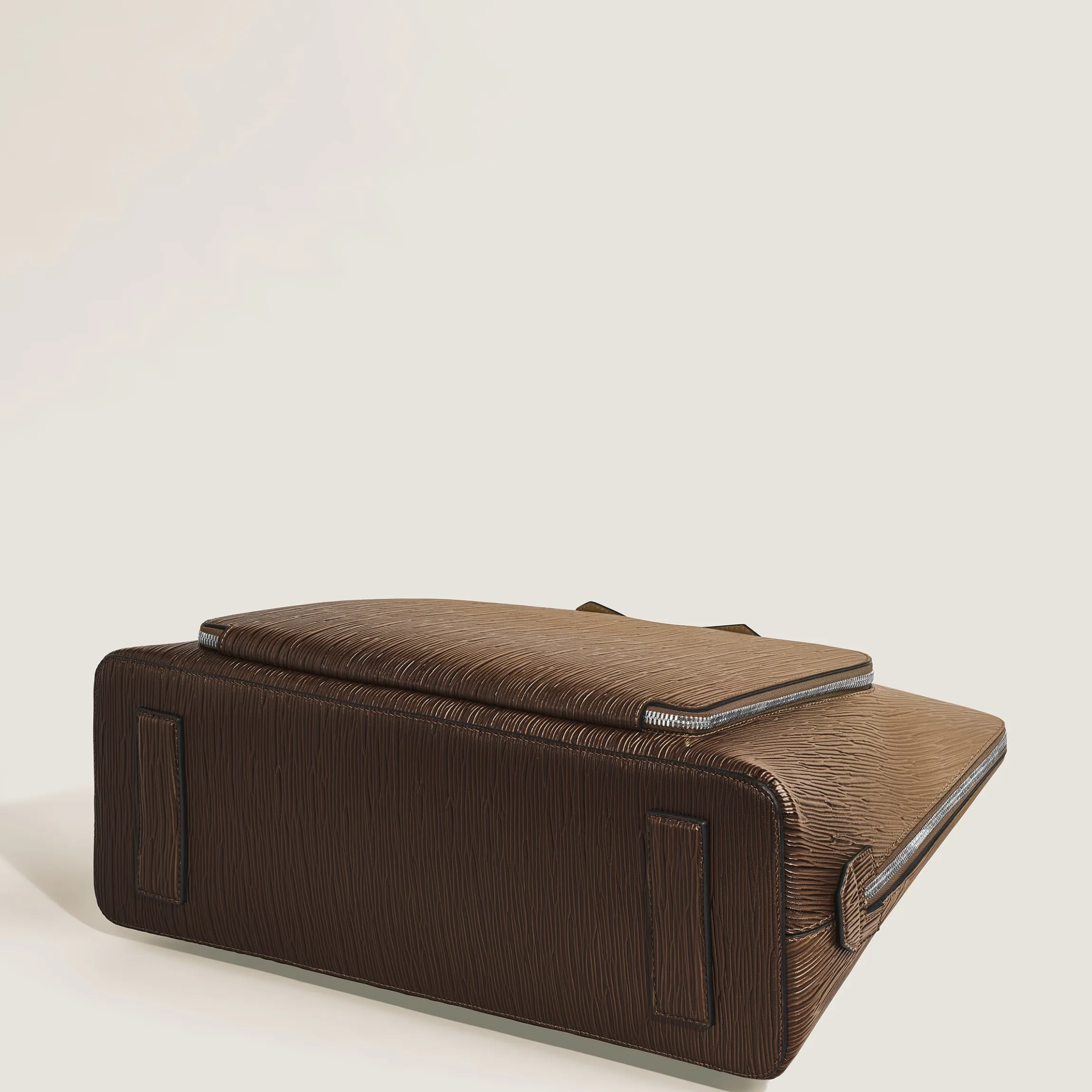The writing traveler handbag