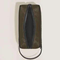 Toiletry Clutch in Extreme Leather