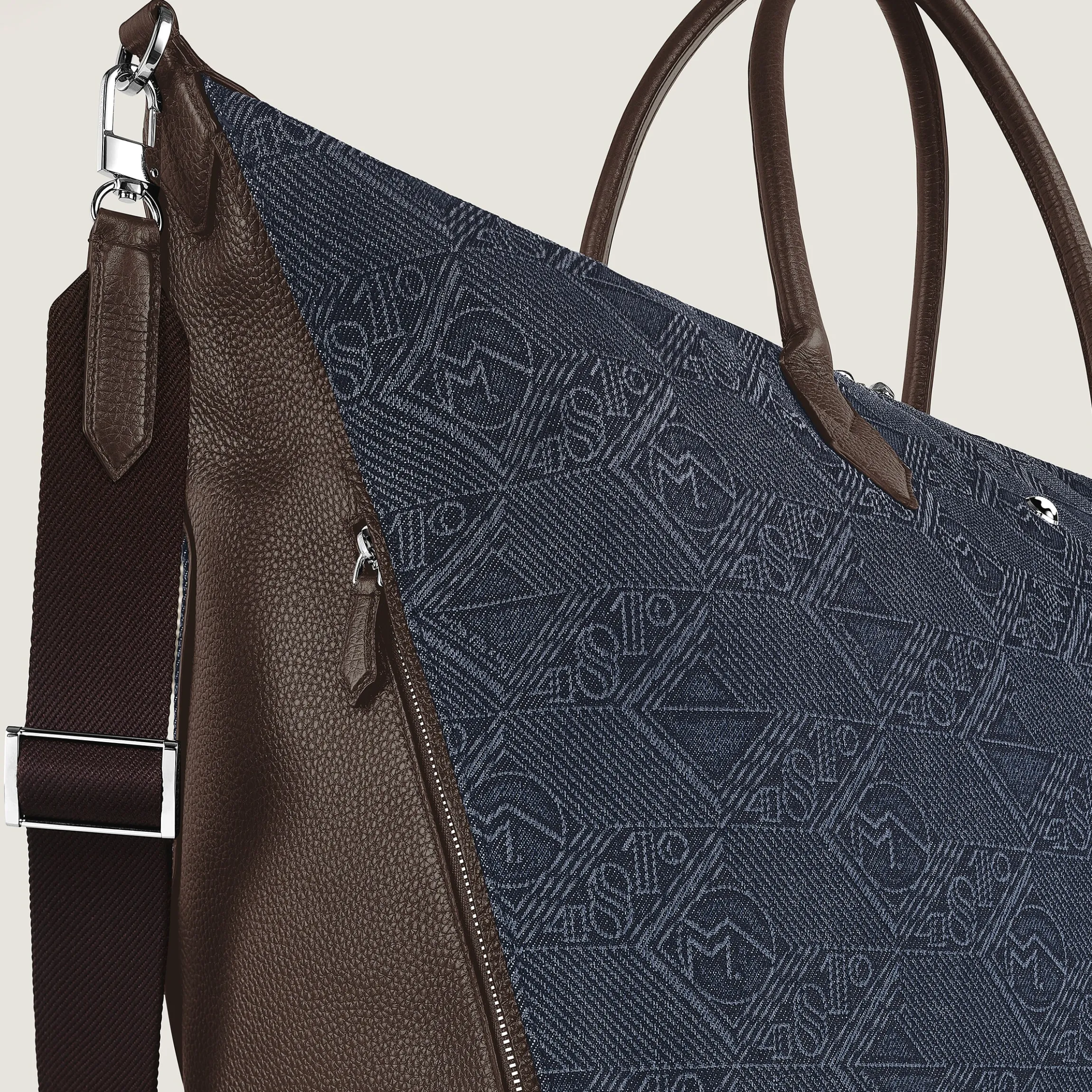 Weekender Bag 43 in 4810 Denim