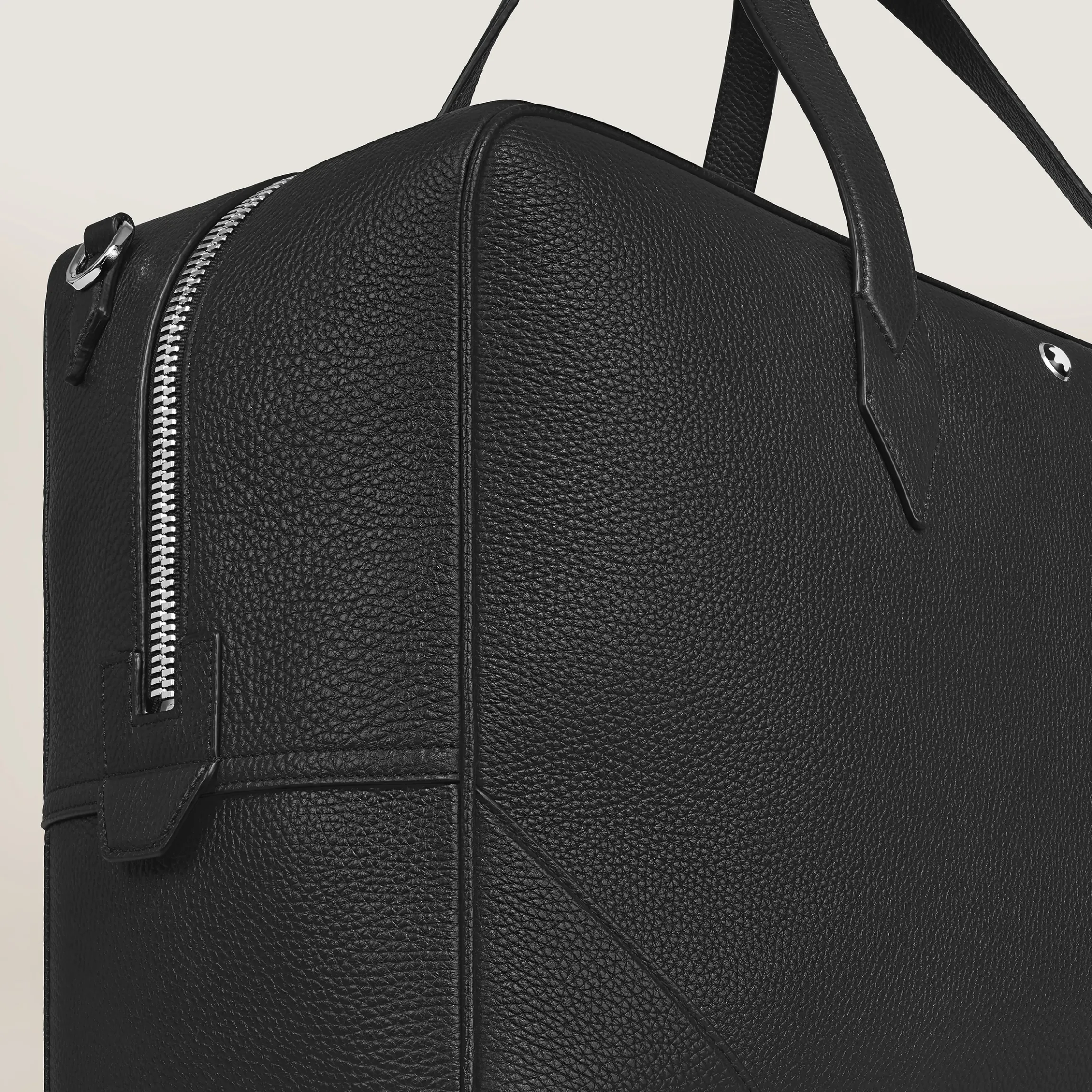 Weekender Bag 45 in Grain Leather