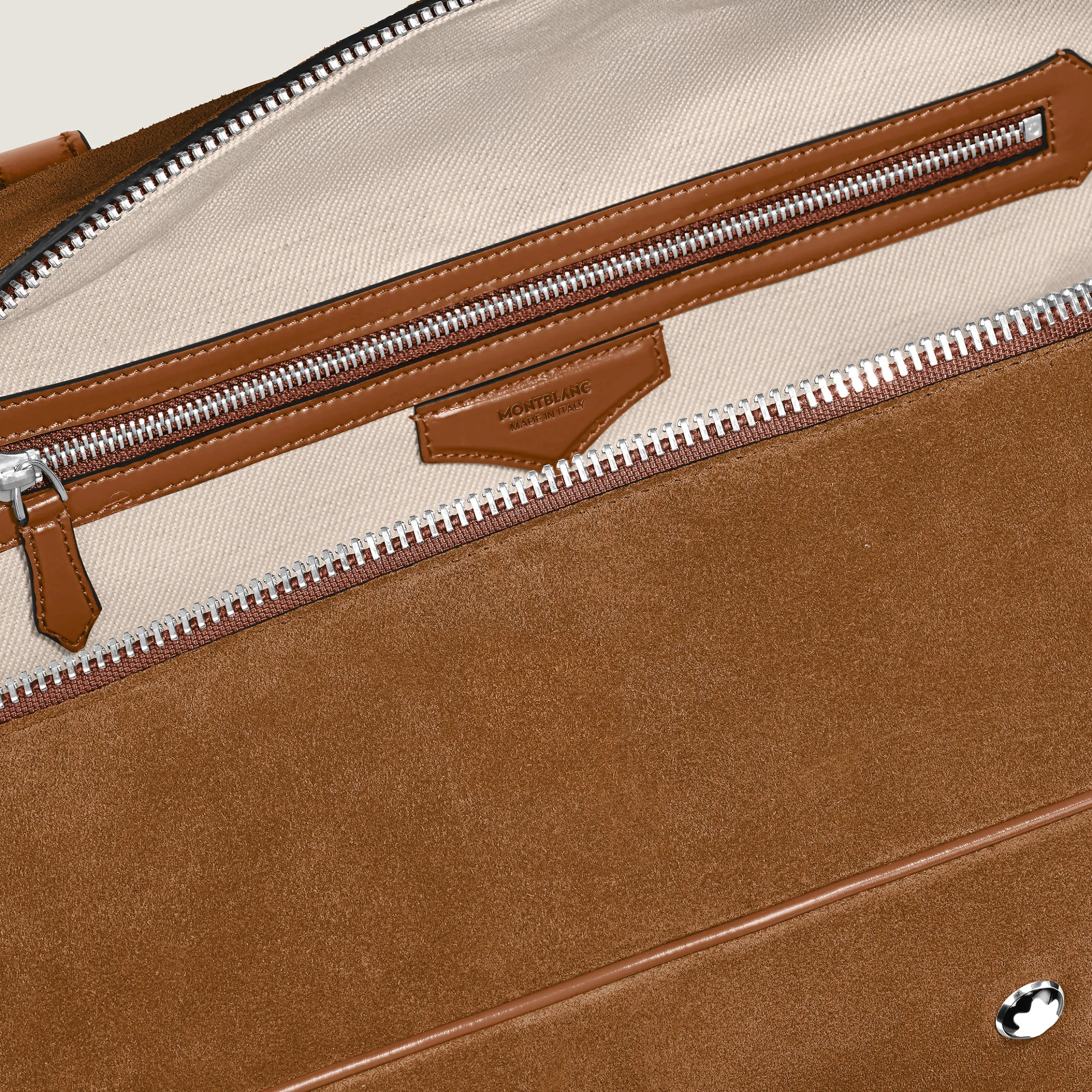 Weekender Bag 45 in Suede Leather